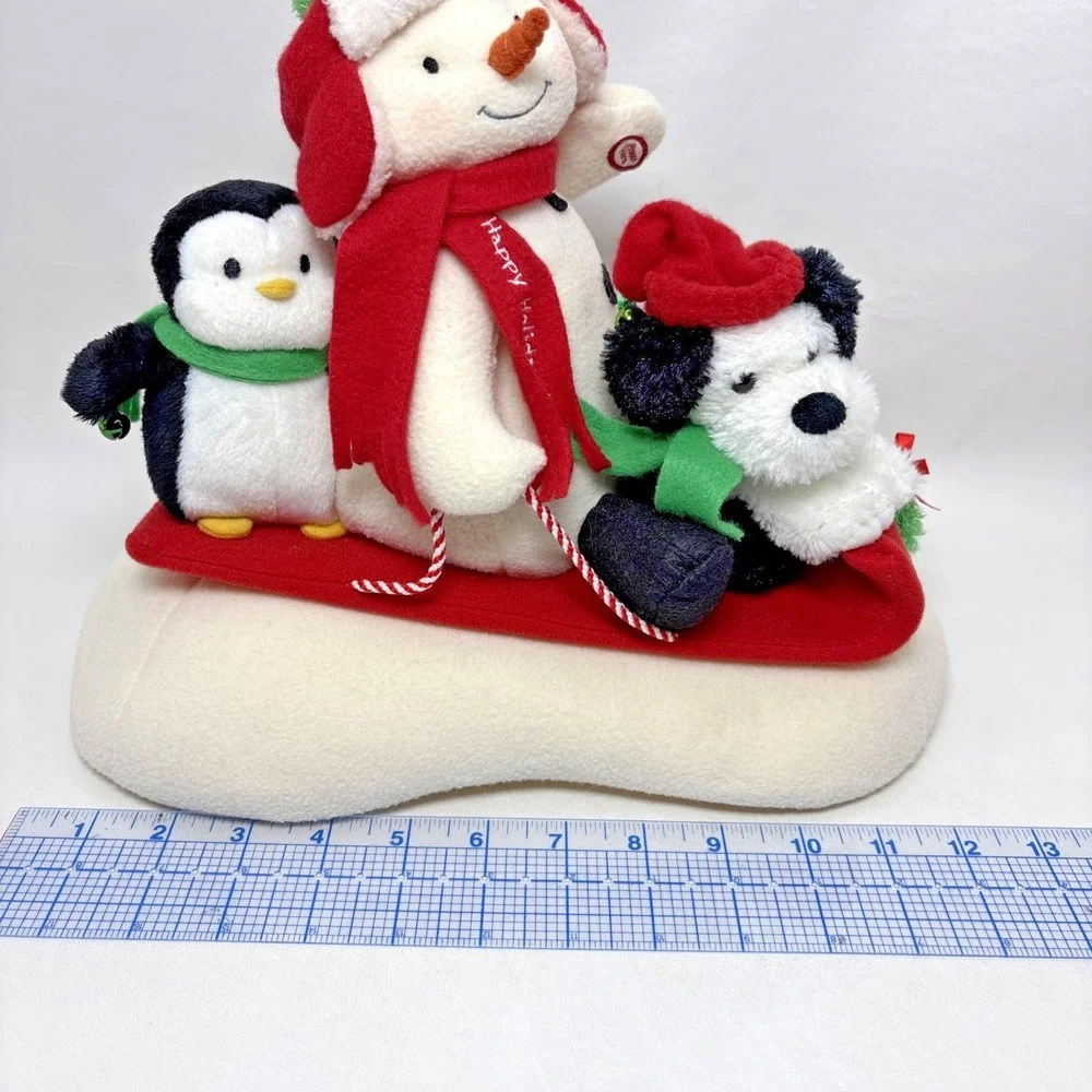 Hallmark 2007 Jingle Pals Animated Musical Snowman Penguin And‎ Dog On A Sled